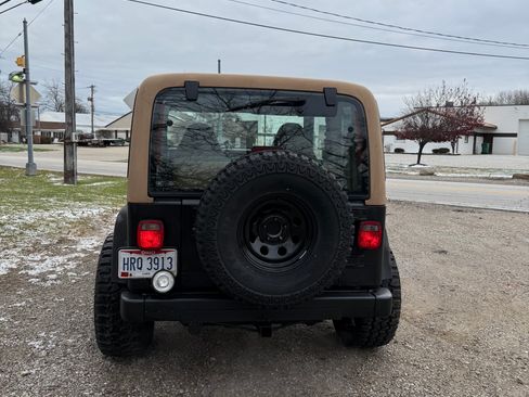 Used 1997 Jeep Wrangler Sahara image 10