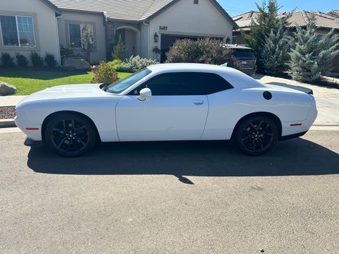 Used 2019 Dodge Challenger GT w/ Blacktop Package RWD image 2