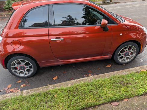 Used 2014 FIAT 500 Sport image 10