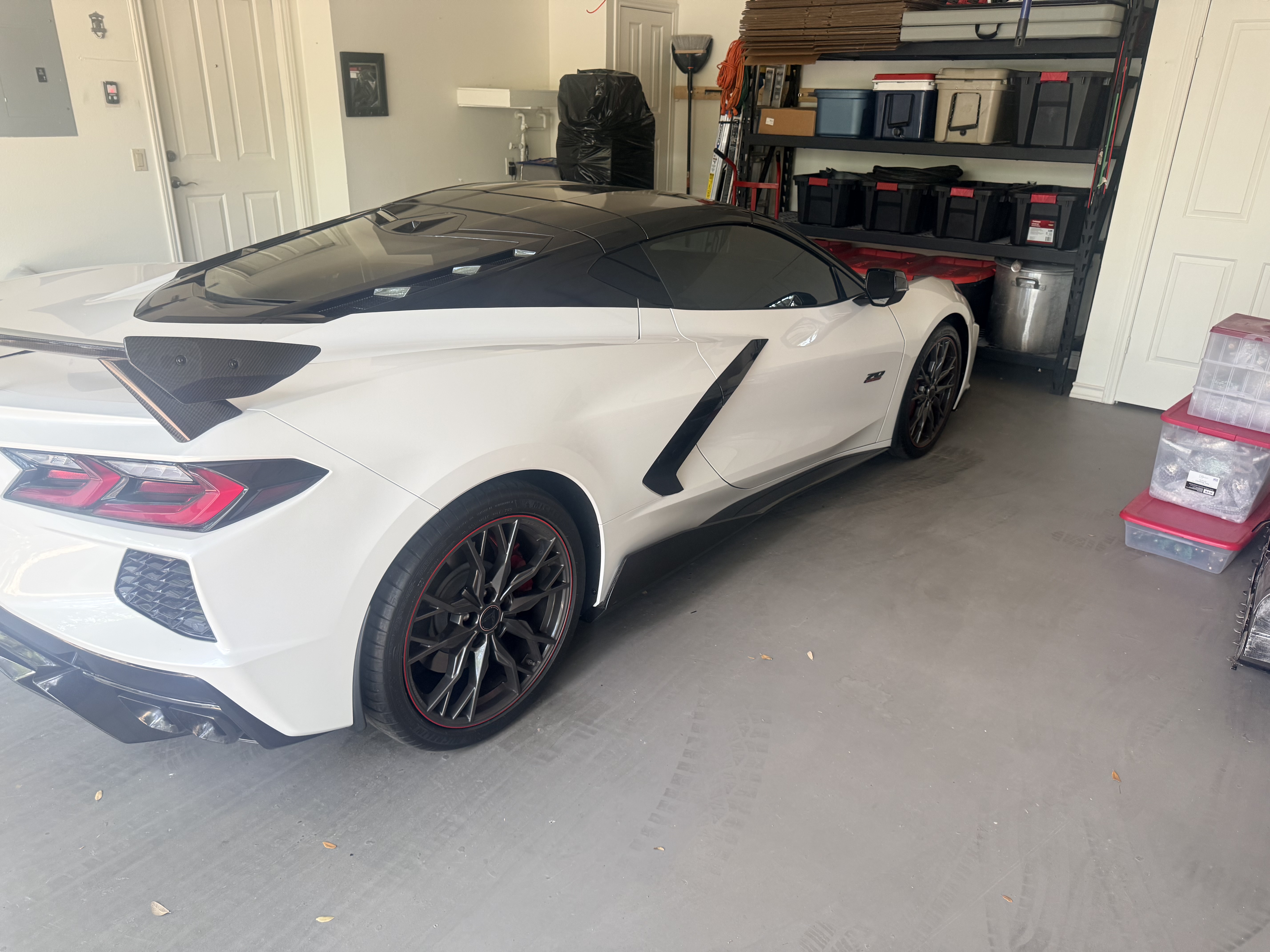Used 2023 Chevrolet Corvette Stingray Premium Cpe w/ Z51 Performance Package RWD image 5