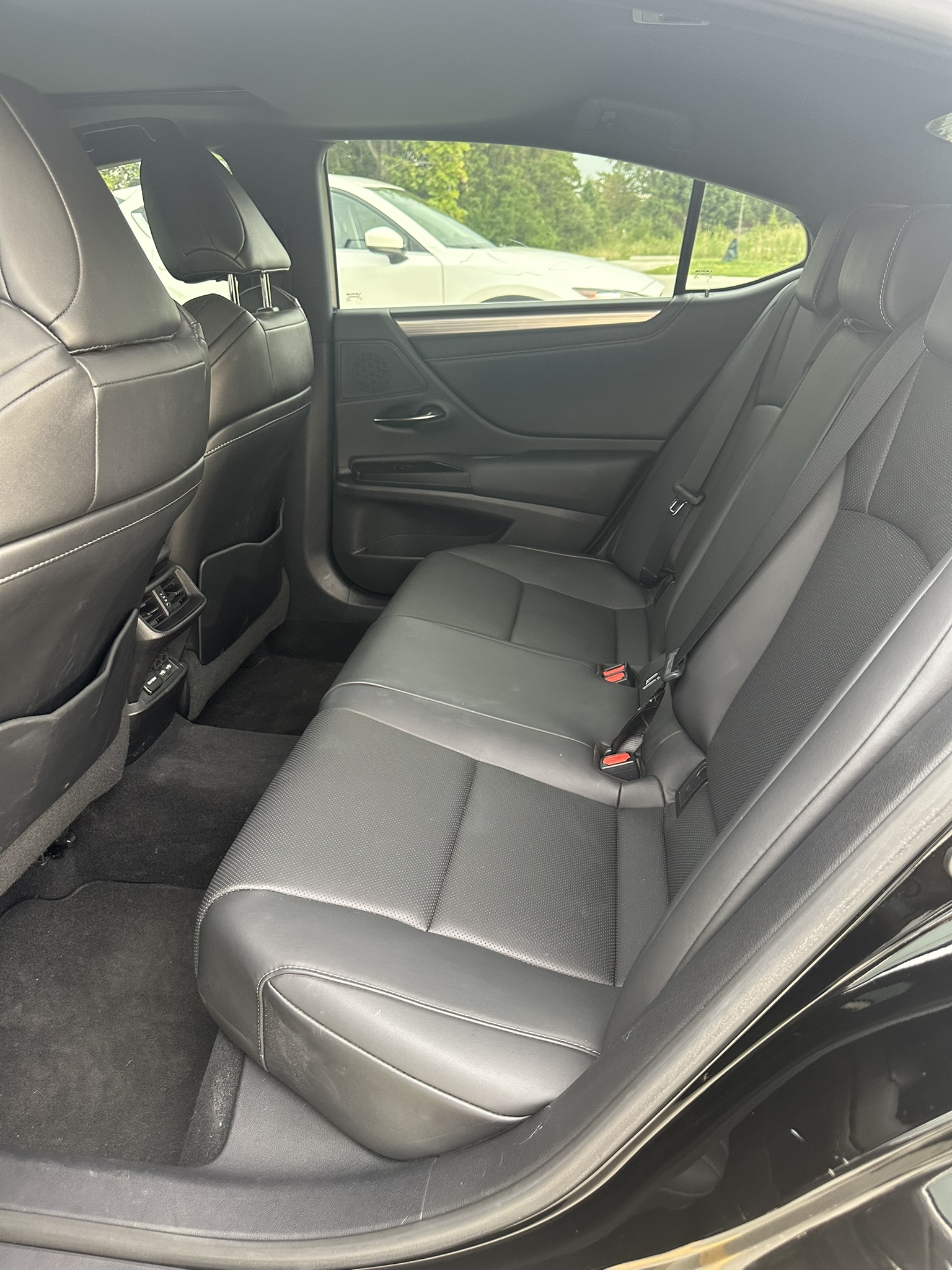Used 2021 Lexus ES 350 F Sport w/ Accessory Package 2 FWD image 15