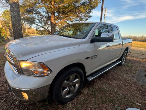 Used 2015 RAM 1500 Lone Star image 6