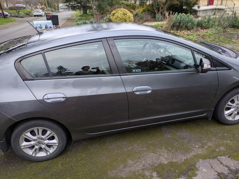 Used 2010 Honda Insight EX image 5