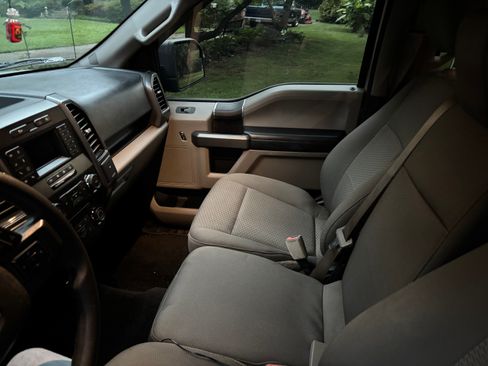 Used 2018 Ford F150 XLT AWD/4WD image 17