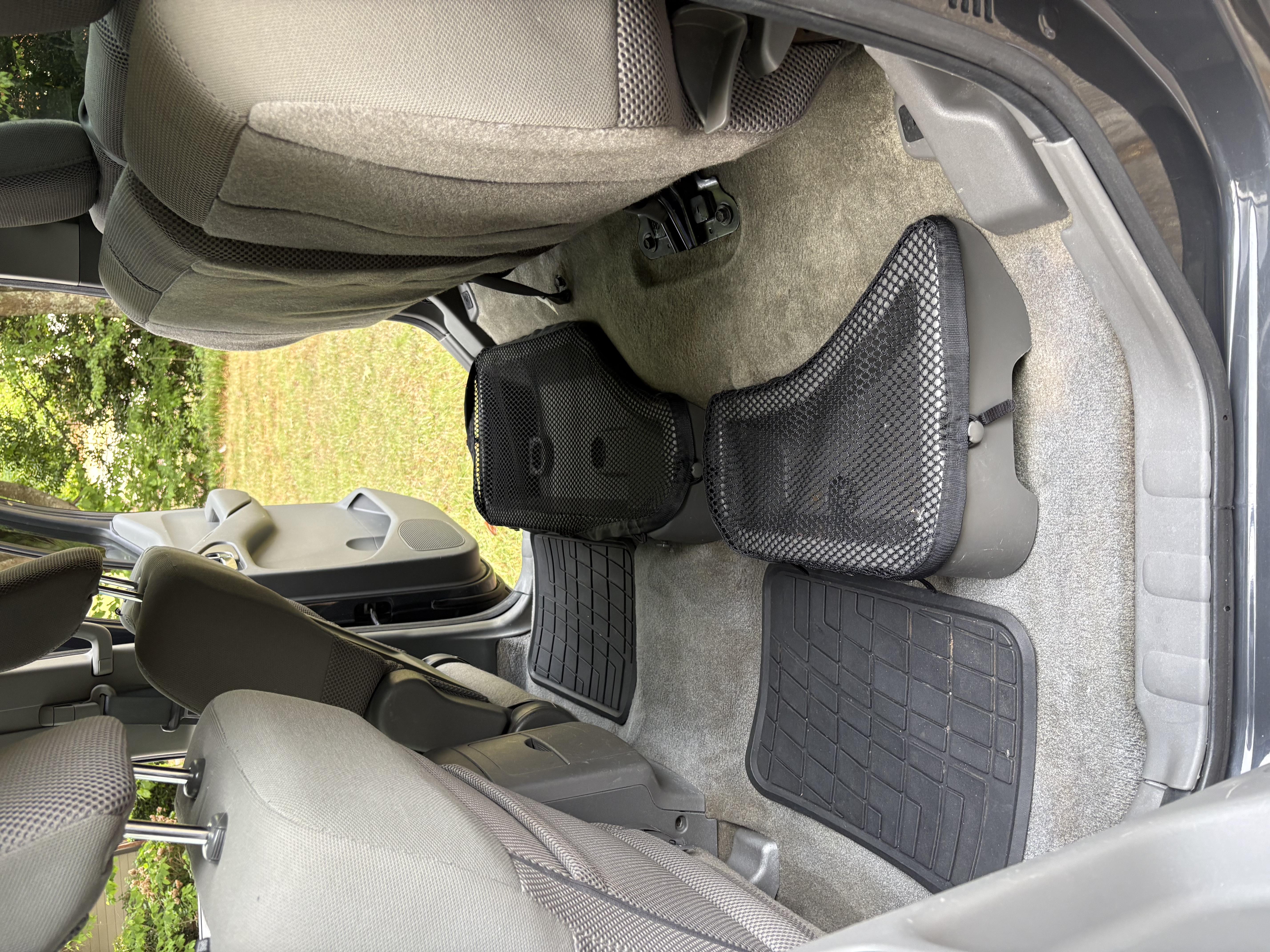 Used 2014 Nissan Frontier SV RWD image 9