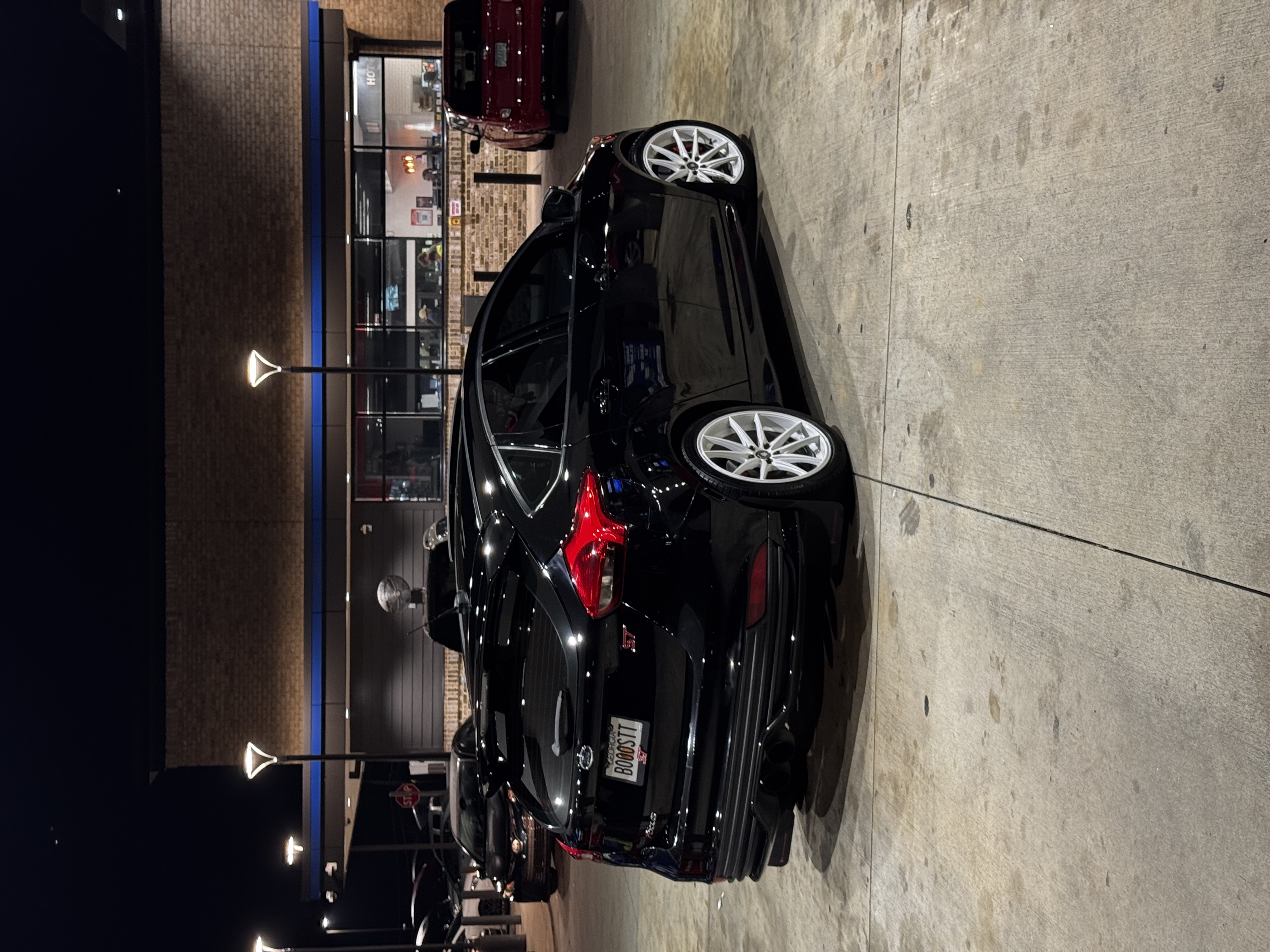 Used 2017 Ford Focus ST w/ Equipment Group 402A FWD image 12