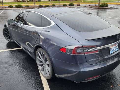 Used 2016 Tesla Model S 75 image 6