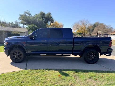 Used 2022 RAM 2500 Laramie image 5