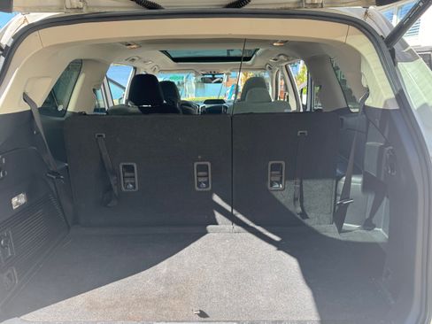 Used 2020 Subaru Ascent Premium w/ Sport Package image 11