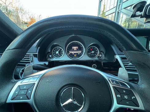 Used 2013 Mercedes-Benz E 63 AMG Sedan image 12
