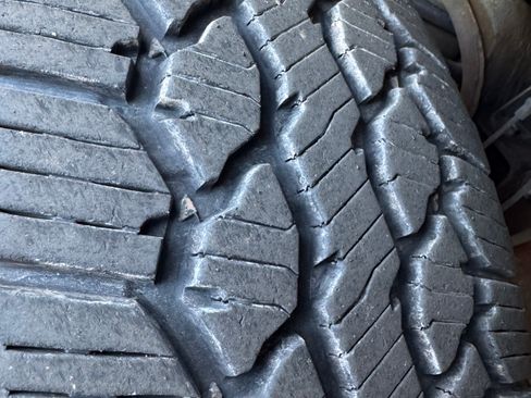 Used 2014 Chevrolet Suburban LTZ image 19