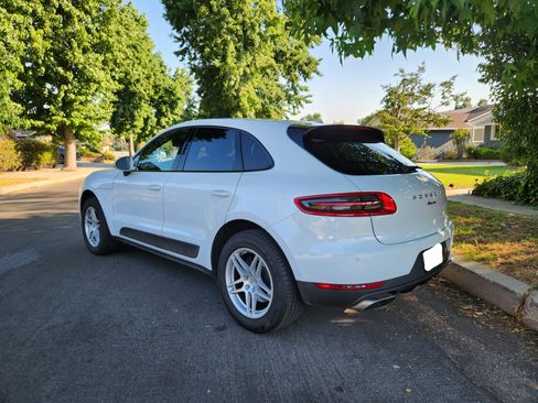 Used 2018 Porsche Macan Sport Edition image 23