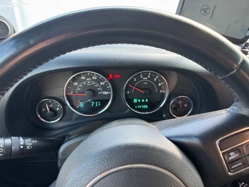 Used 2014 Jeep Wrangler Unlimited Sahara w/ Connectivity Group image 14