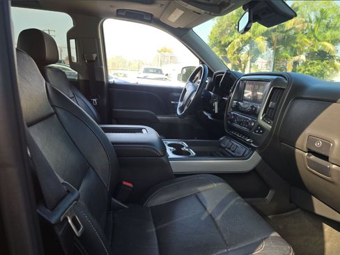 Used 2018 Chevrolet Silverado 1500 LTZ Z71 w/ LTZ Plus Package image 10