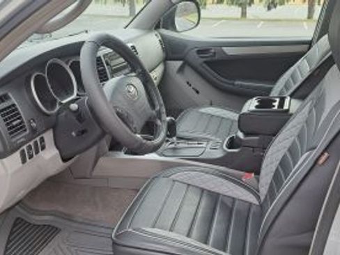 Used 2007 Toyota 4Runner SR5 image 10