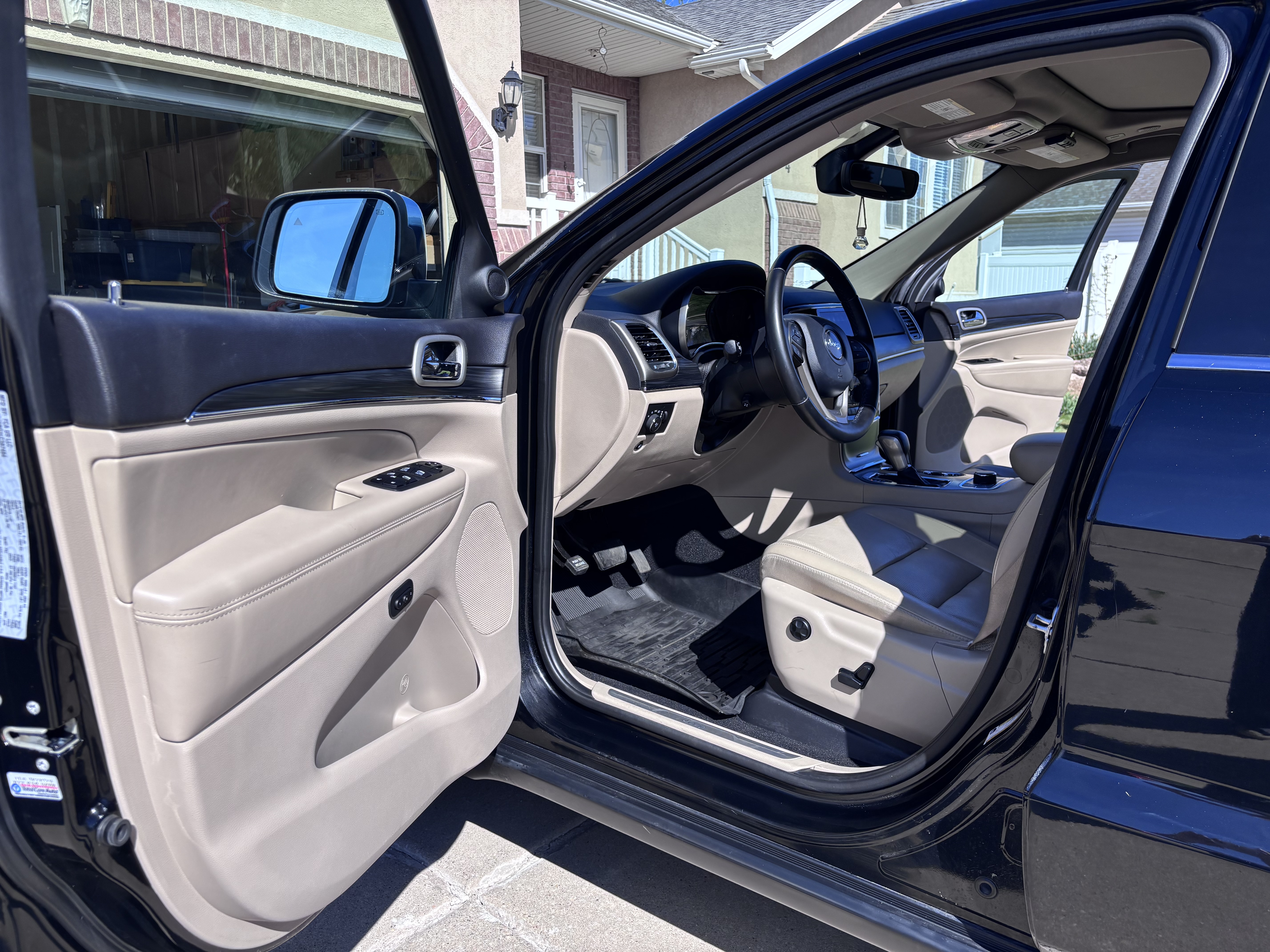 Used 2020 Jeep Grand Cherokee Limited w/ Luxury Group II AWD/4WD image 10