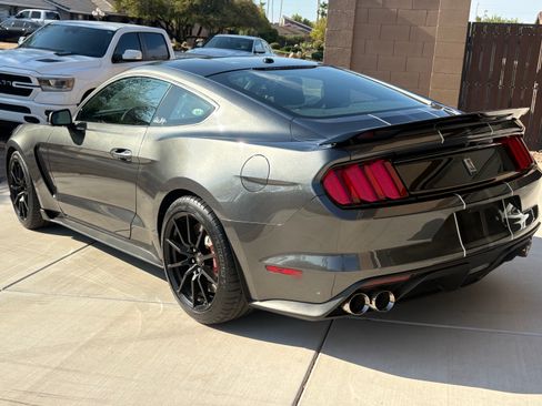 Used 2016 Ford Mustang Shelby GT350 w/ Technology Package RWD image 2