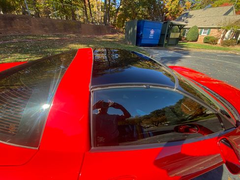 Used 2004 Chevrolet Corvette Coupe w/ Roof Package image 8