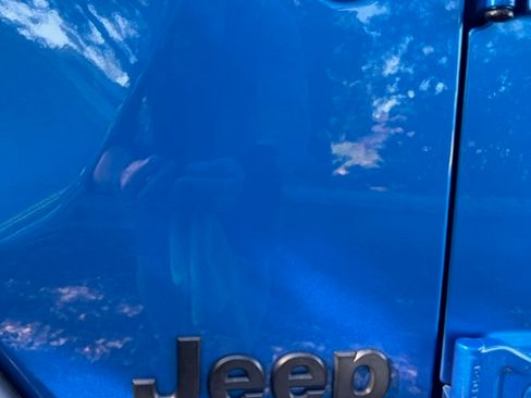 Used 2021 Jeep Wrangler Unlimited Sport image 8