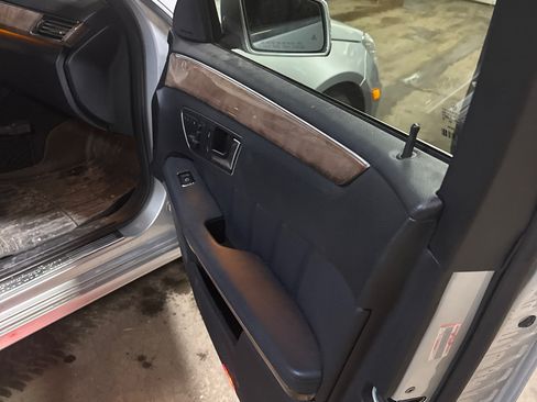 Used 2012 Mercedes-Benz E 350 4MATIC Sedan image 10