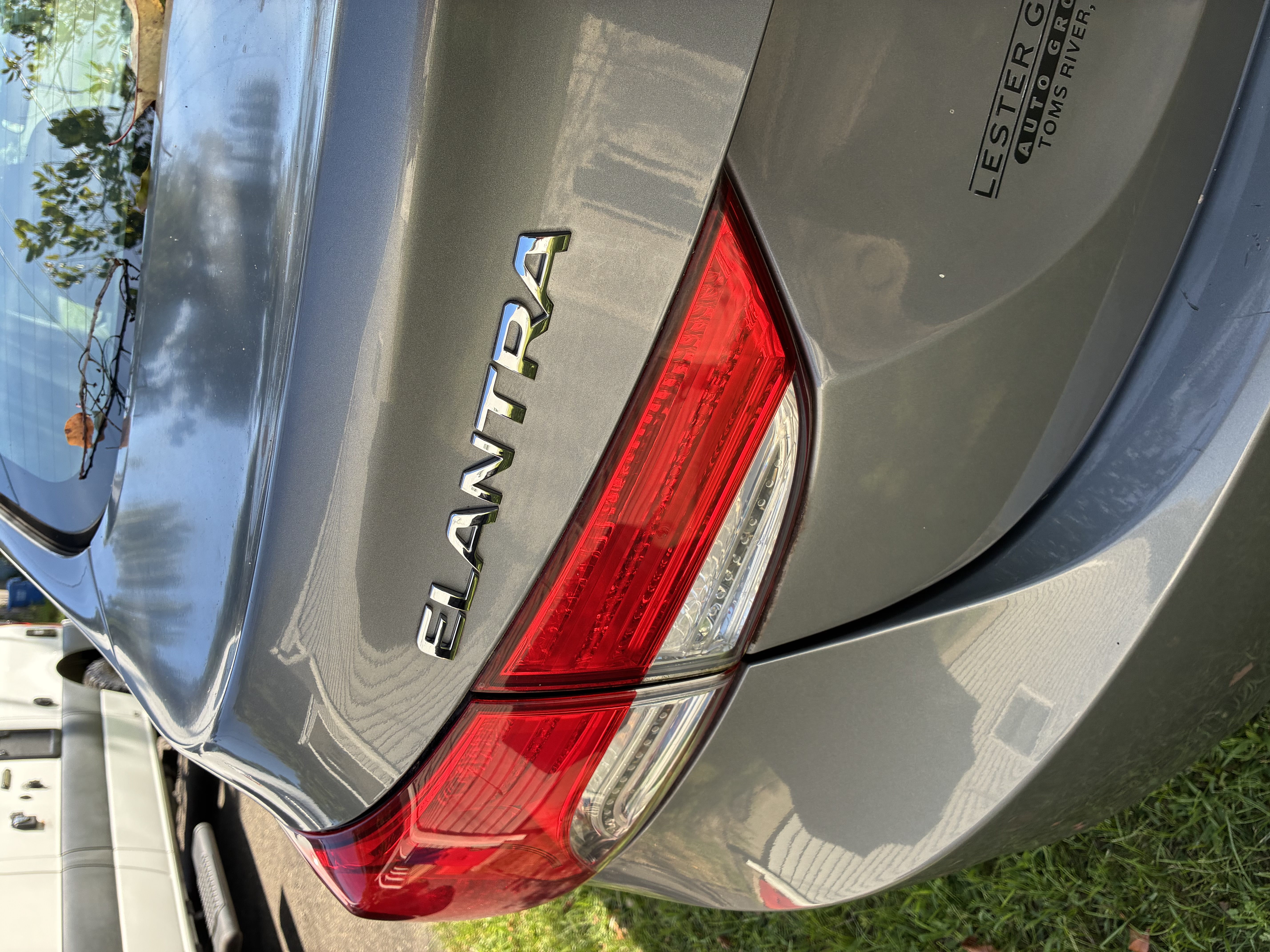 Used 2013 Hyundai Elantra Limited FWD image 18