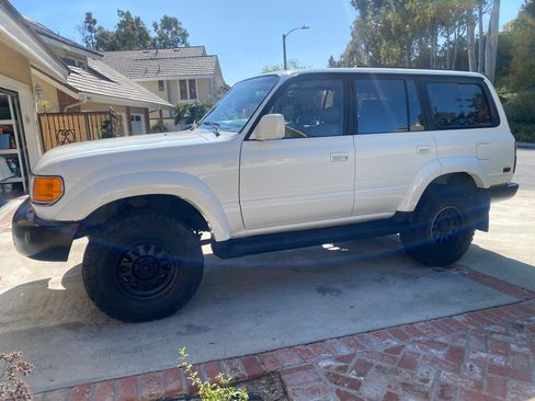 Used 1997 Toyota Land Cruiser AWD/4WD image 4