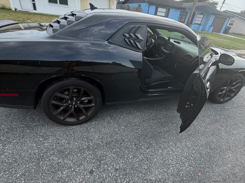 Used 2021 Dodge Challenger SXT w/ Blacktop Package RWD image 5