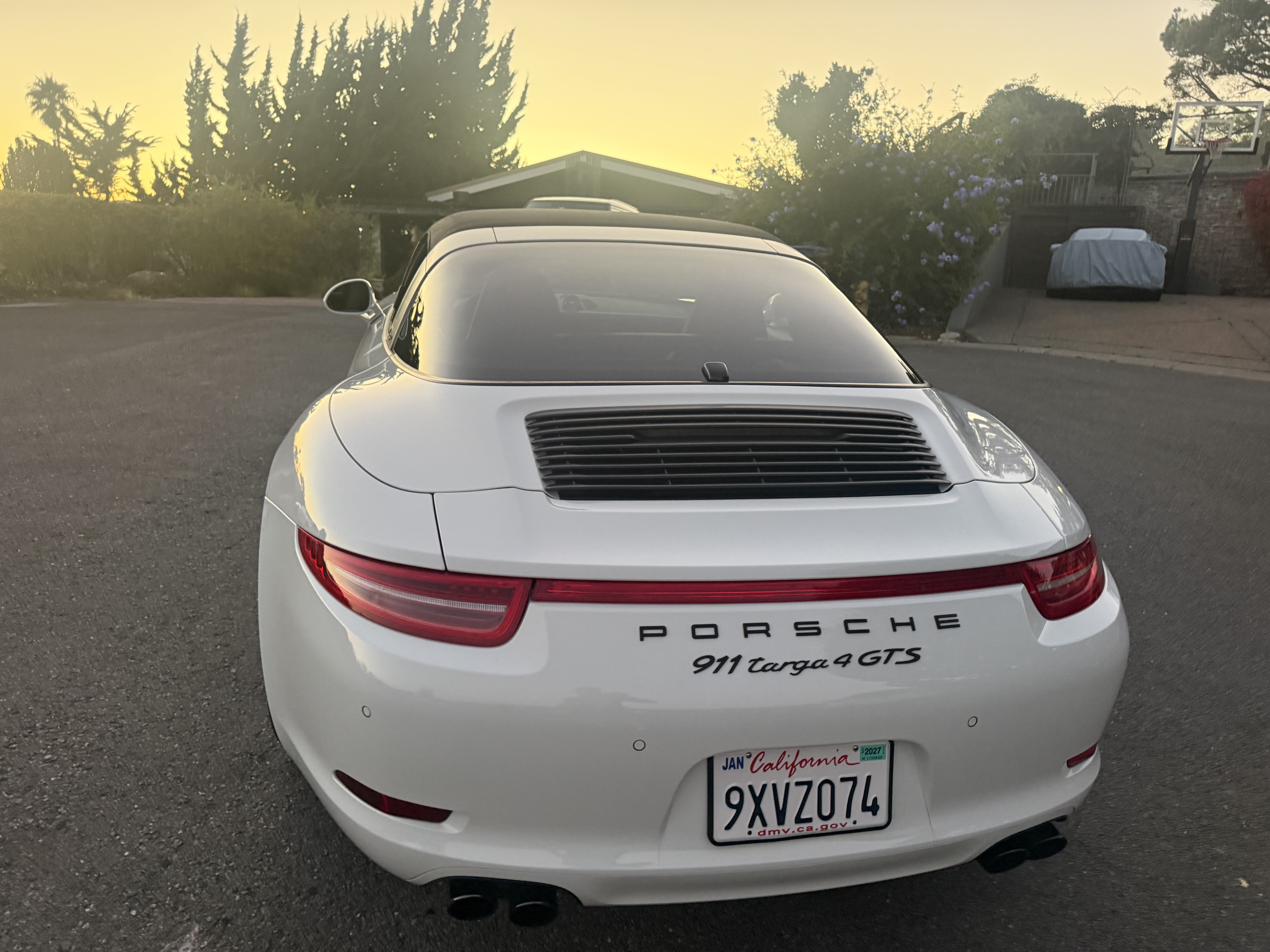 Used 2016 Porsche 911 Targa 4 GTS AWD/4WD image 9