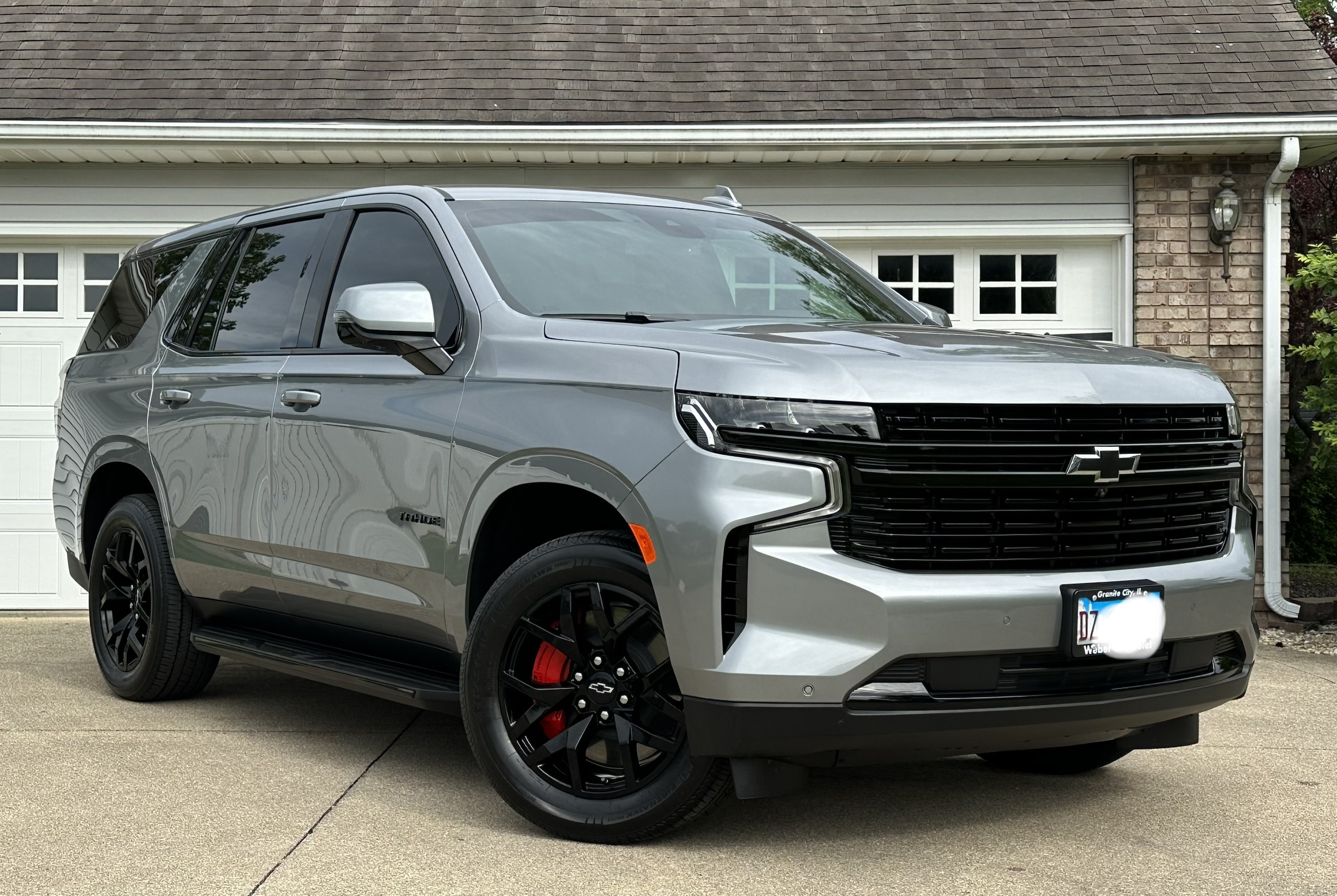 Used 2023 Chevrolet Tahoe RST w/ RST Performance Edition AWD/4WD image 1