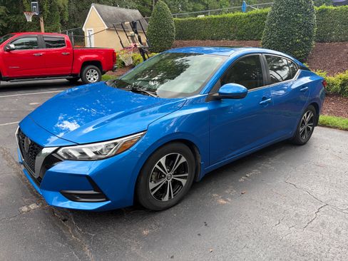 Used 2020 Nissan Sentra SV FWD image 1