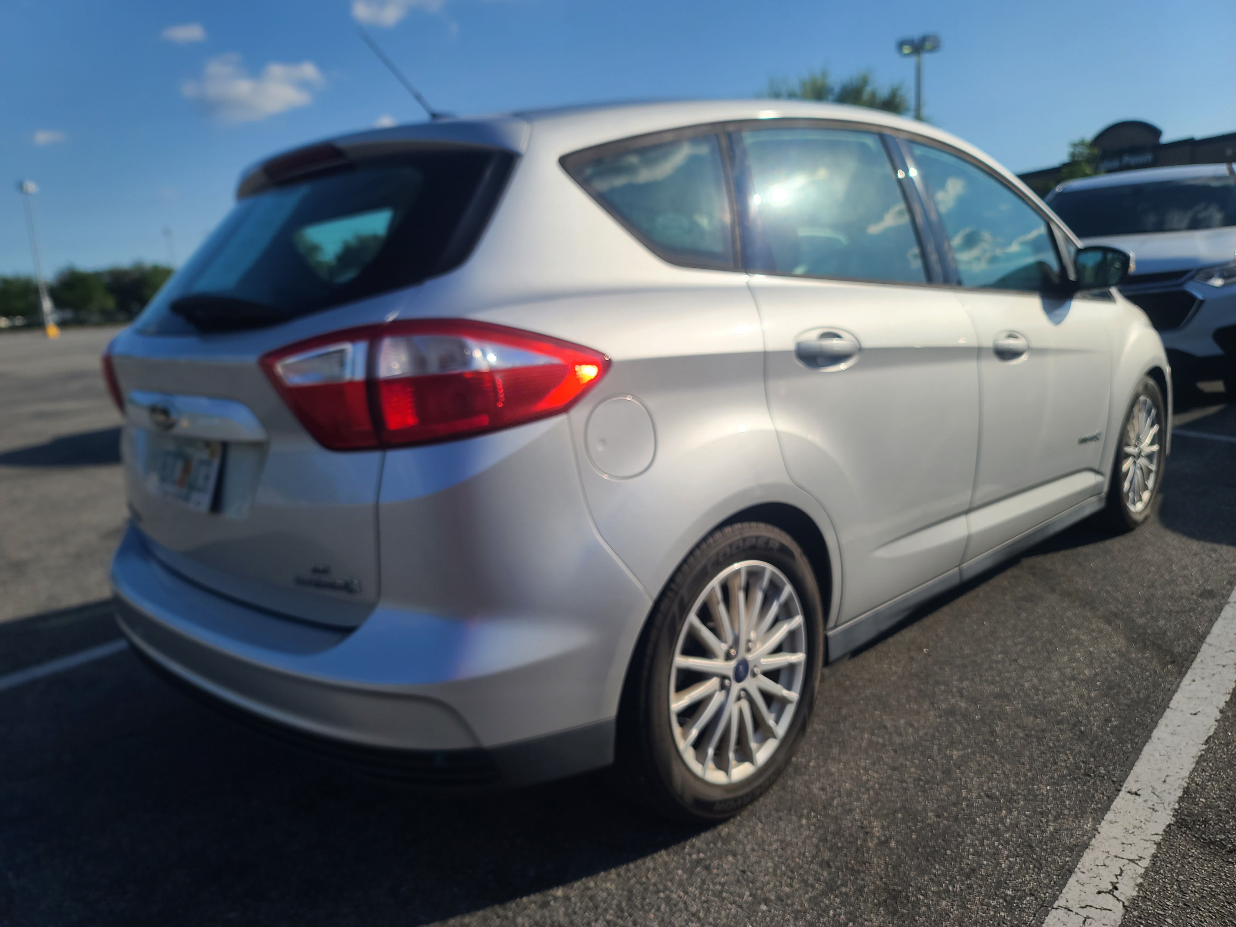 Used 2015 Ford C-MAX SE FWD image 8