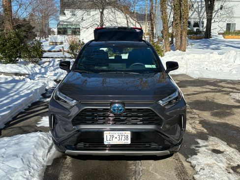 Used 2024 Toyota RAV4 XSE image 11