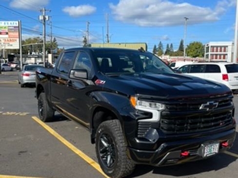 Used 2023 Chevrolet Silverado 1500 LT Trail Boss w/ Convenience Package II image 5