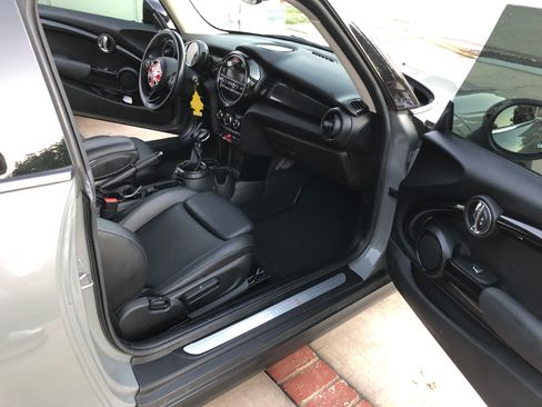 Used 2016 MINI Cooper S image 4