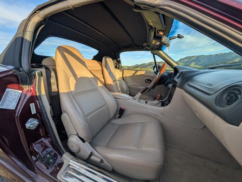 Used 2000 MAZDA MX-5 Miata image 13