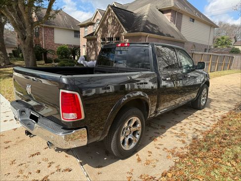 Used 2016 RAM 1500 Laramie w/ Convenience Group image 2
