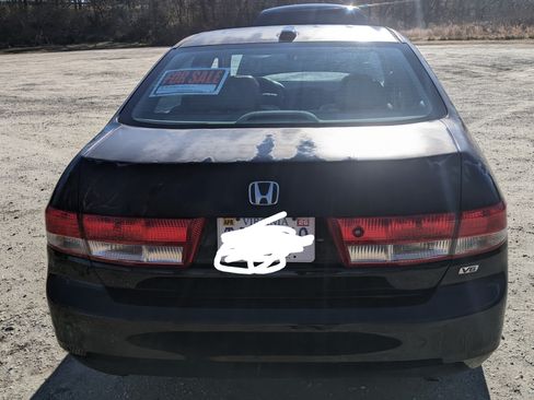 Used 2004 Honda Accord EX image 9