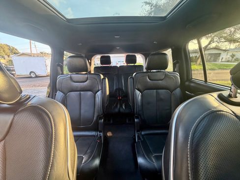 Used 2022 Jeep Grand Cherokee L Overland w/ Luxury Tech Group IV image 16