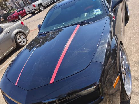 Used 2011 Chevrolet Camaro LT image 9