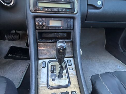 Used 2001 Mercedes-Benz CLK 430 Coupe image 16