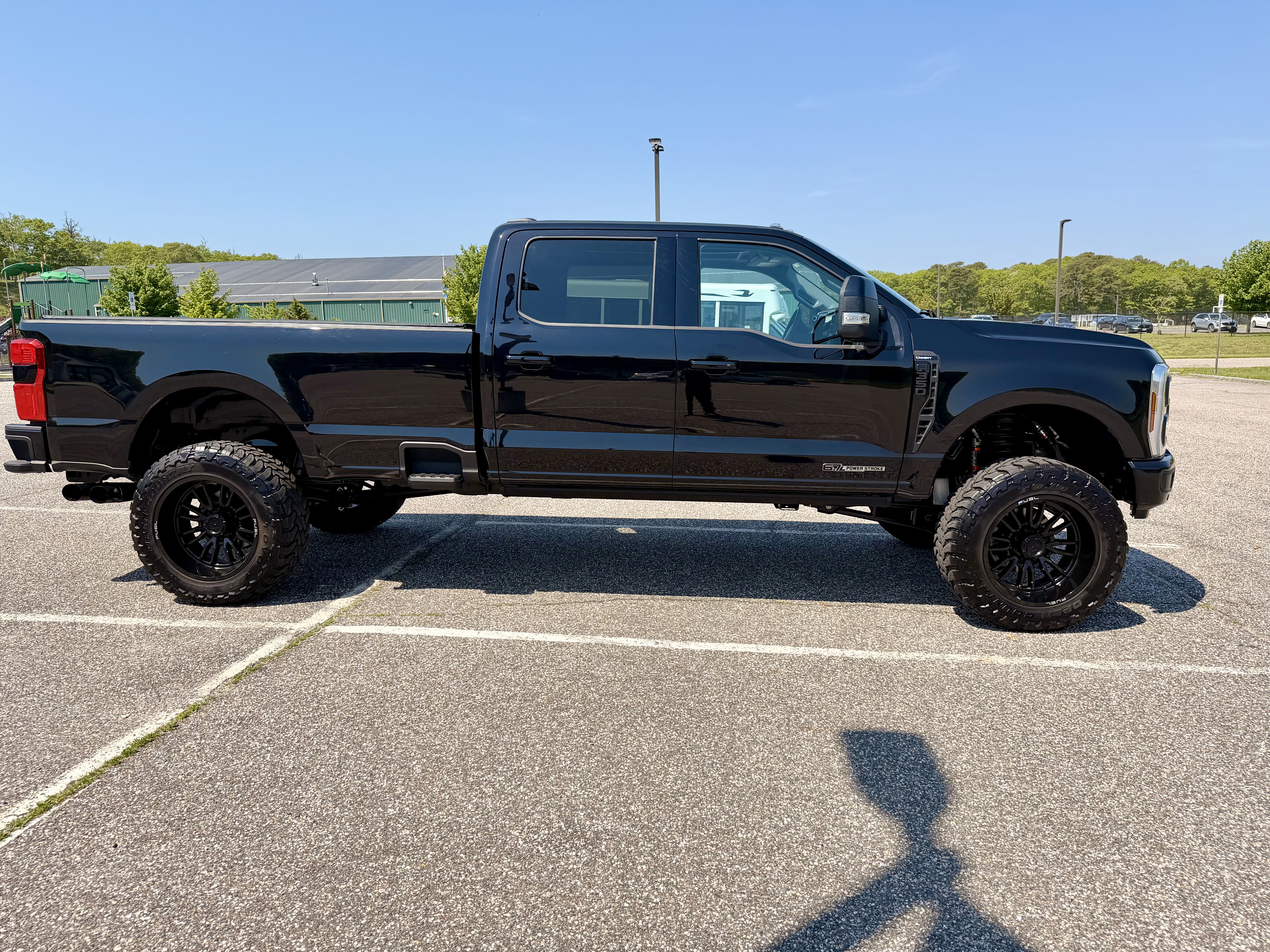Used 2024 Ford F350 Lariat w/ Lariat Ultimate Package AWD/4WD image 1