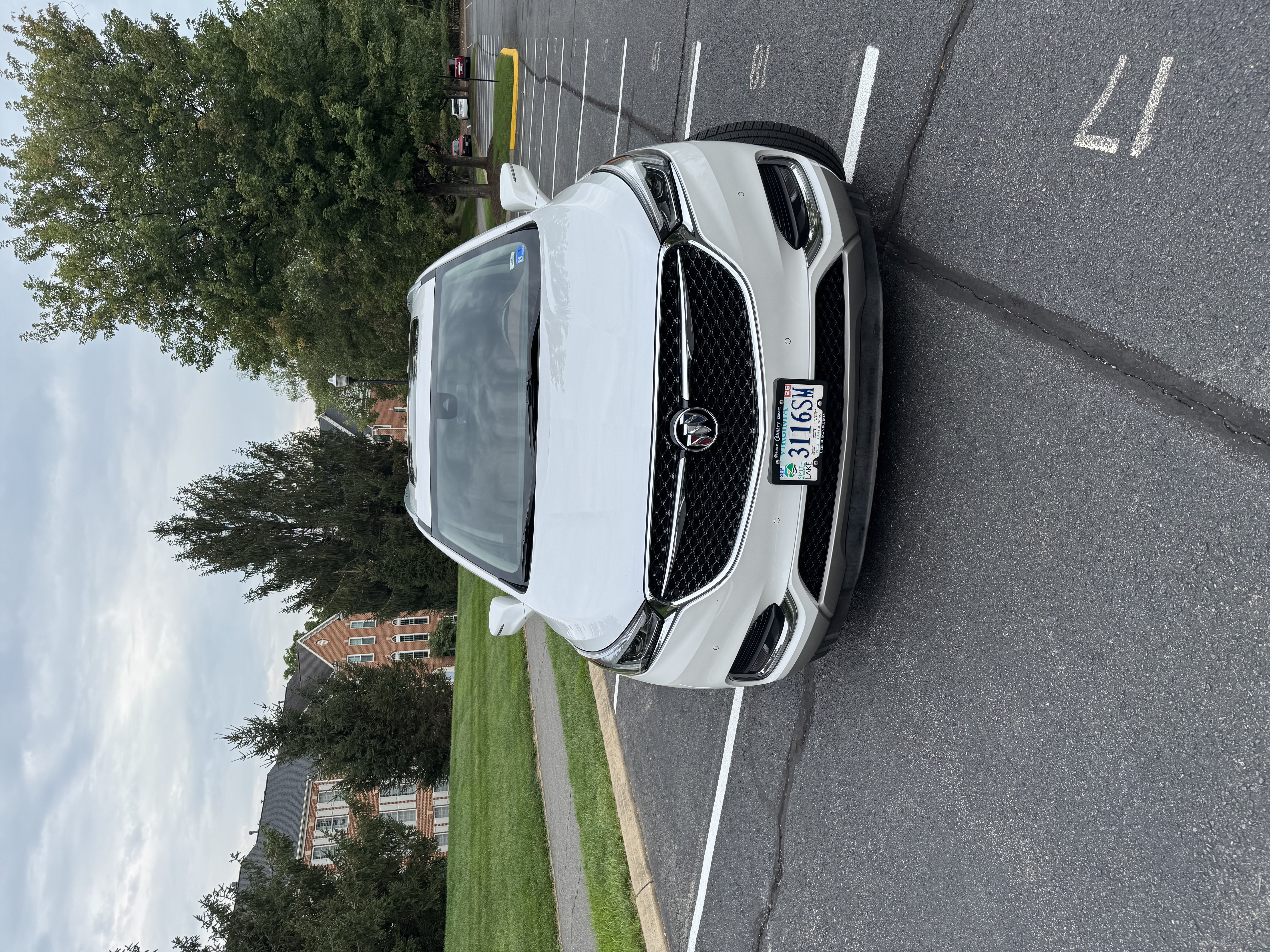 Used 2018 Buick Enclave Avenir AWD/4WD image 2
