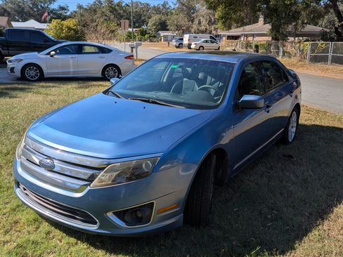 Used 2010 Ford Fusion SEL image 4