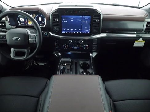 Used 2021 Ford F150 Lariat AWD/4WD image 17