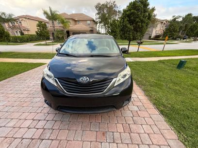 Used 2013 Toyota Sienna LE