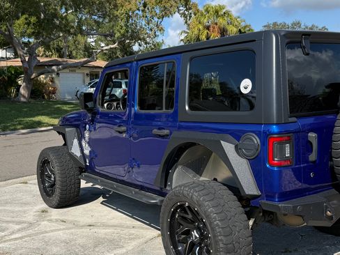 Used 2018 Jeep Wrangler Unlimited Sport S image 13