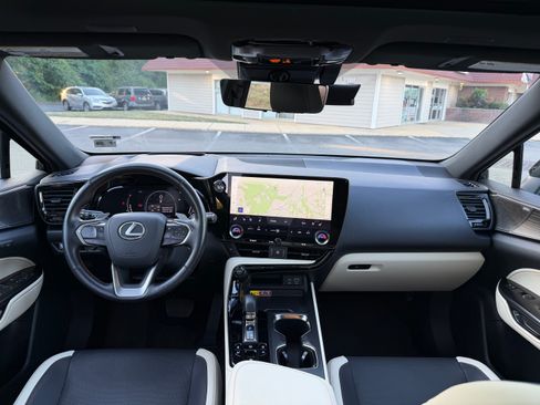 Used 2024 Lexus NX 350 AWD w/ Vision Package image 18