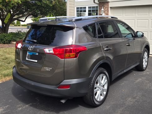 Used 2015 Toyota RAV4 Limited image 4