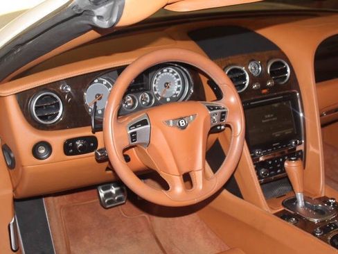 Used 2014 Bentley Continental GT image 12