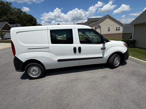 Used 2019 RAM ProMaster City Tradesman FWD image 9